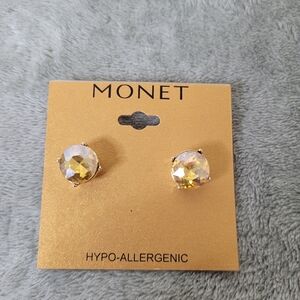 * Monet Glass 15mm Gold Round Stud Earrings